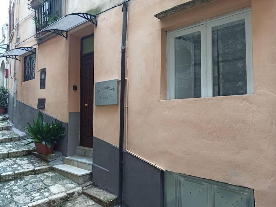Intero Alloggio - Centro Storico - La Tana Di Aldo- 150 M Da Pepe In Grani Caiazzo Zewnętrze zdjęcie