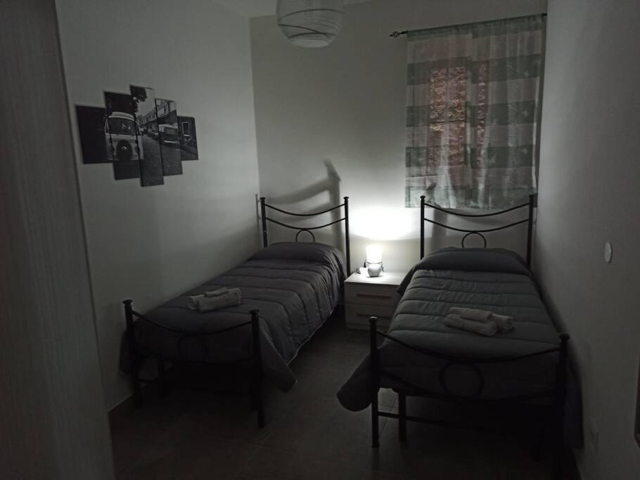 Intero Alloggio - Centro Storico - La Tana Di Aldo- 150 M Da Pepe In Grani Caiazzo Zewnętrze zdjęcie
